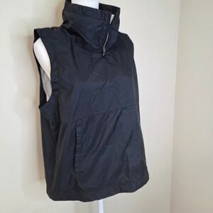 Under Armour Lightweight Quarter Zip Vest Loose Fit Kangaroo Pocket‎ Large